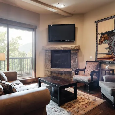 Juniper Landing 103 - 3 Bed Villa